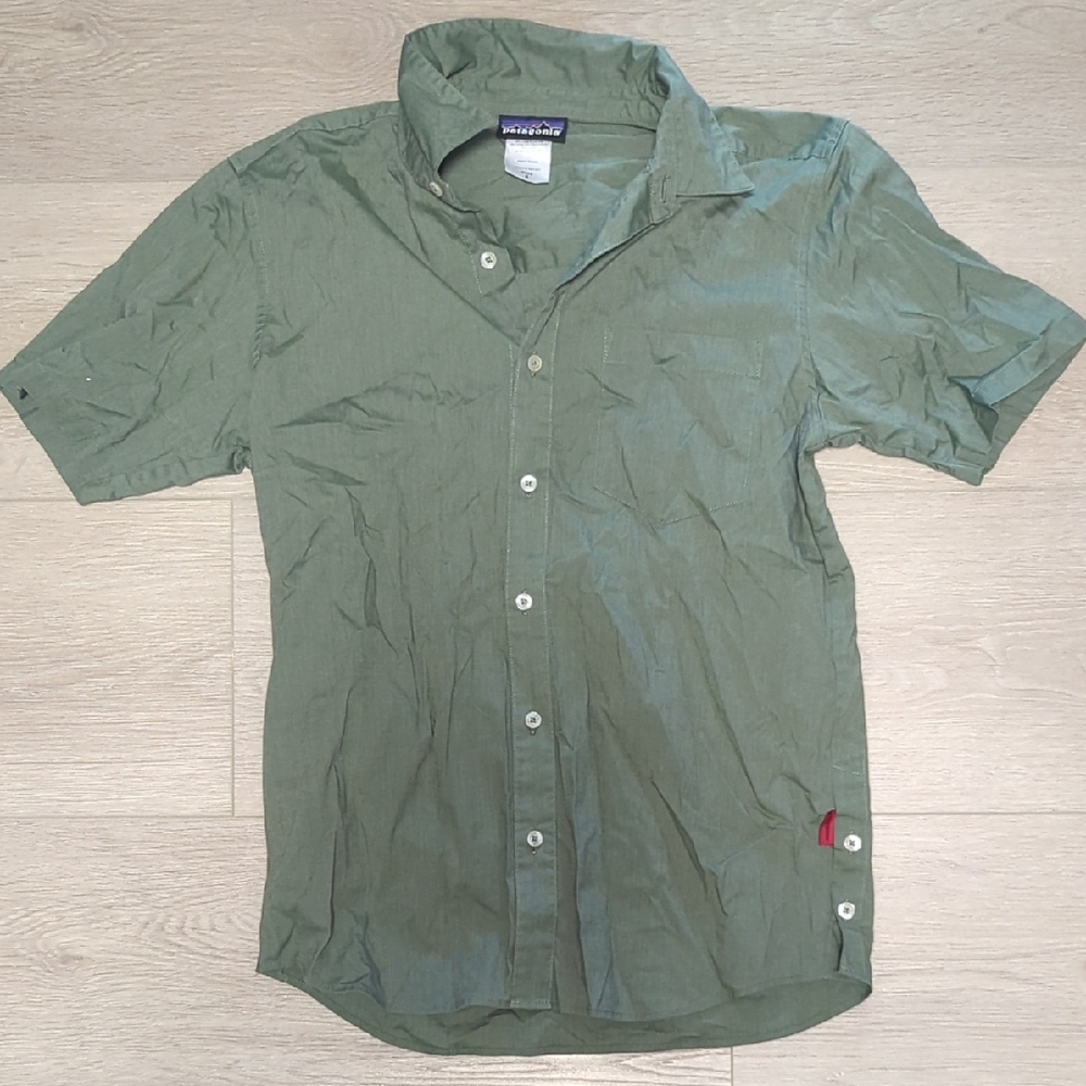 Patagonia Green Casual Button Down Shirt